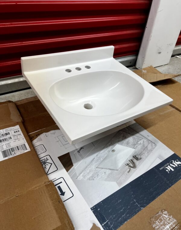 Design House 19-in Solid White Cultured Marble Integral Single Sink Bathroom Vanity Top - Image 7