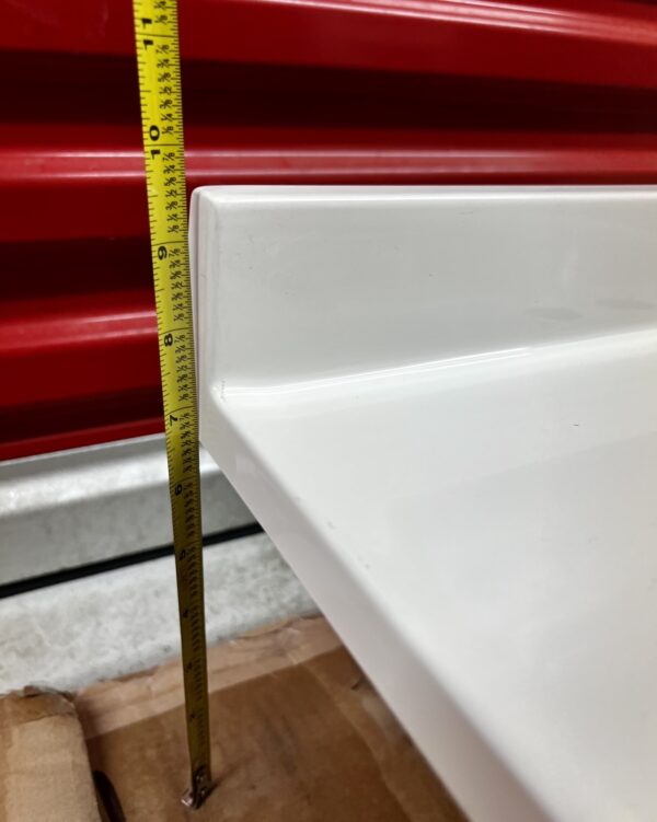 Design House 19-in Solid White Cultured Marble Integral Single Sink Bathroom Vanity Top - Image 11