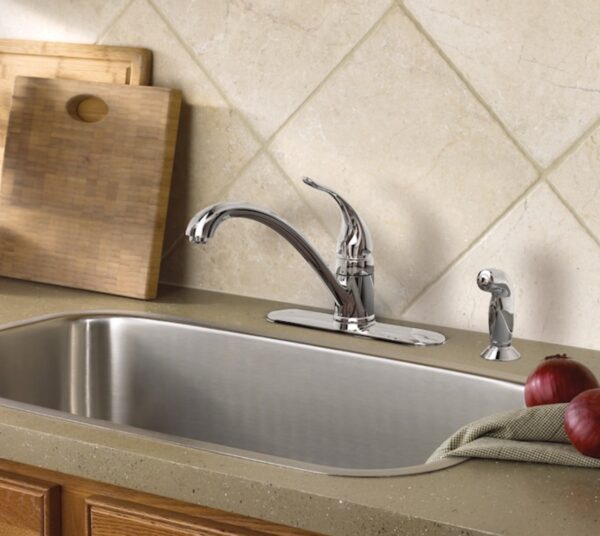 Moen Torrance Chrome Single Handle Low-arc Kitchen Faucet with Sprayer included - Image 7