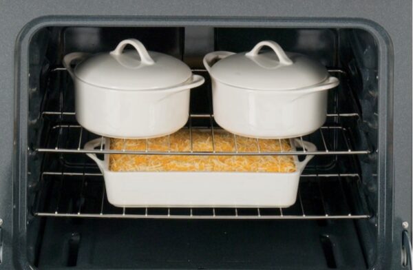 GE 30-in 4 Burners 4.8-cu ft Freestanding Natural Gas Range (White) - Image 8
