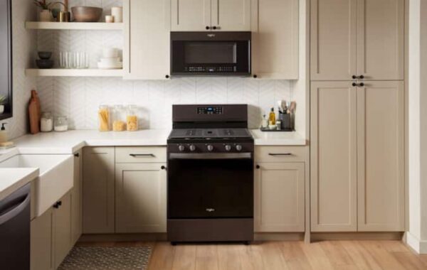 Whirlpool 1.9-cu ft 1800-Watt Over-the-Range Convection Microwave with Sensor Cooking and Air Fry - Image 11