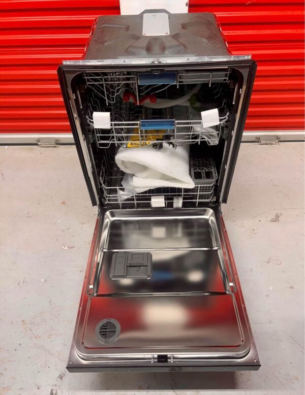 KitchenAid FREEFLEX With Third Rack Top Control 24-in Built-In Dishwasher  (Stainless Steel) - Image 12