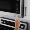 Maytag 1.7-cu ft 1000-Watt Over-the-Range Microwave (Fingerprint Resistant Stainless Steel) - Image 9