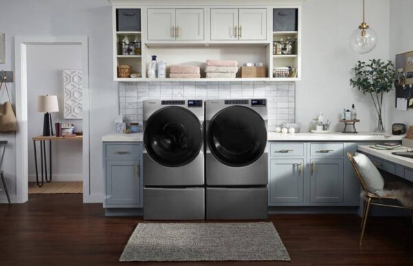 Whirlpool 15.5-in x 27-in Universal Laundry Pedestal (Chrome Shadow) with Storage Drawer - Image 9