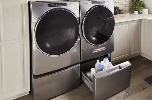 Whirlpool 15.5-in x 27-in Universal Laundry Pedestal (Chrome Shadow) with Storage Drawer - Image 10