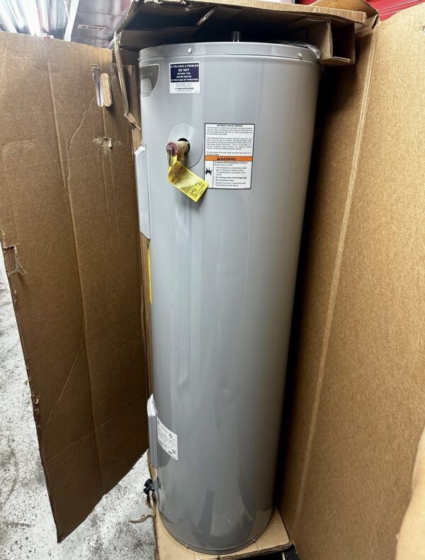 A.O. Smith Signature 100 40-Gallons Tall 4500-Watt Double Element Electric Water Heater - Image 9