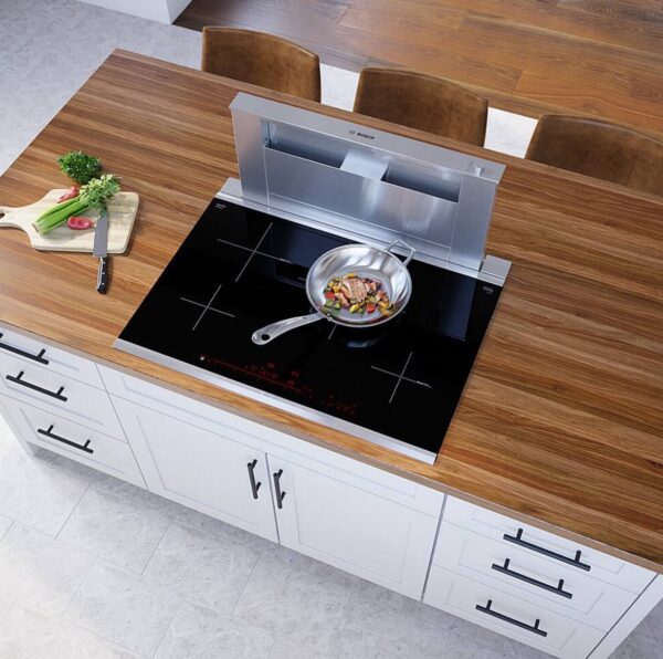Bosch 800 Series Smart 30-in 4 burners Black with Stainless Steel Strip induction Cooktop - Image 10