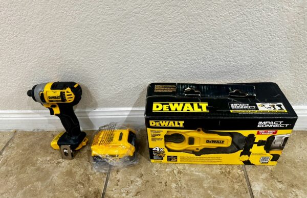 DEWALT 20-Volt MAX Lithium-Ion Cordless 1/4 in Impact Driver and IMPACT CONNECT Copper Pipe Cutter - Image 12