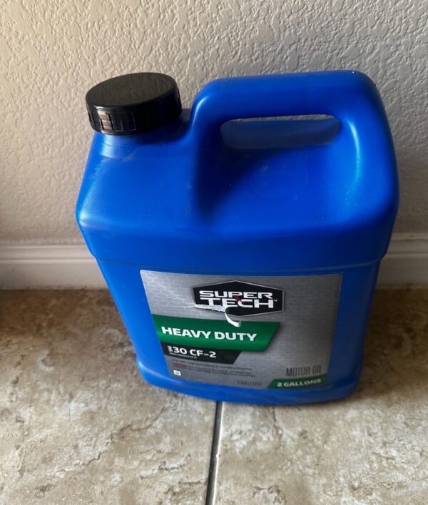 Super Tech Heavy Duty SAE 30 Motor Oil, 2 Gallons - Image 7